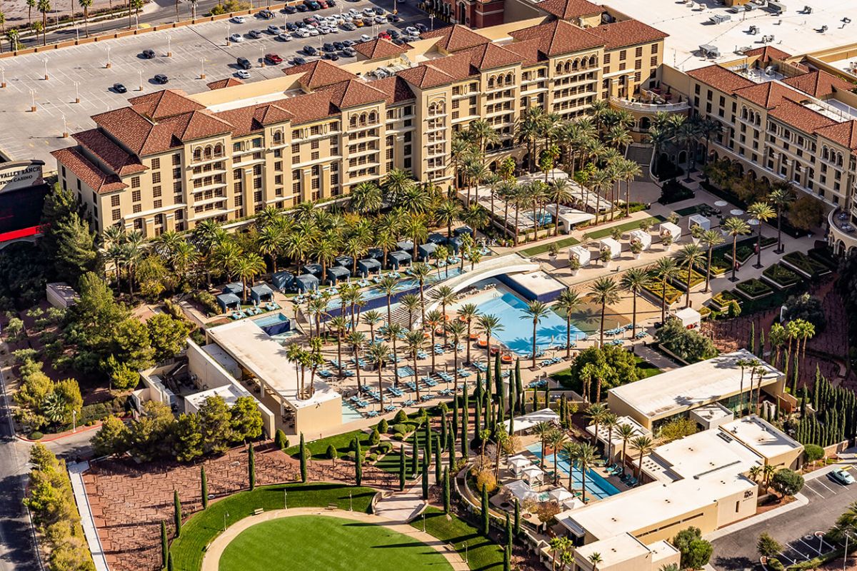 Palms Place